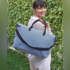 NWT LULU DHARMA Blue Herringbone Weekender Bag